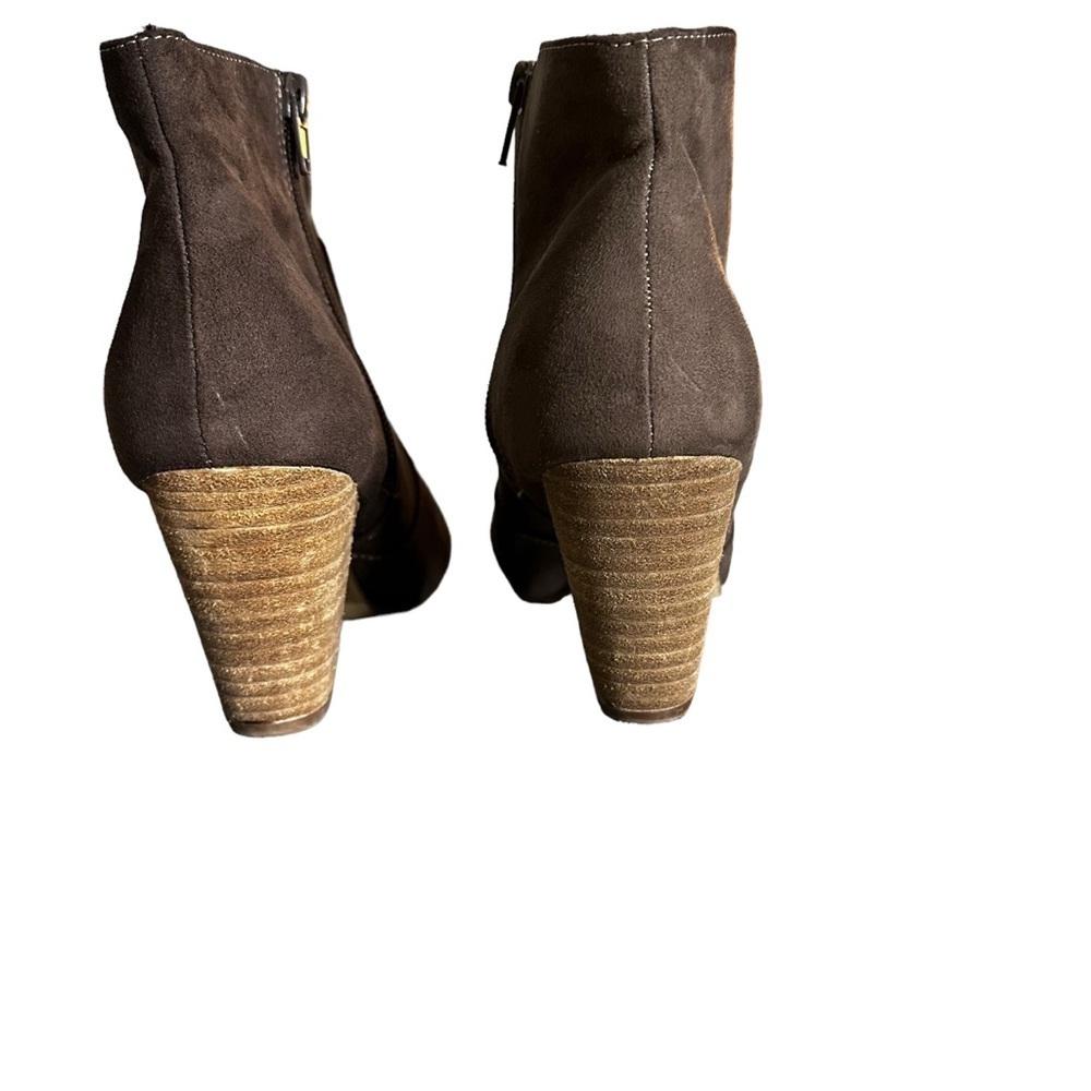 🔴 5 for $40 SALE! 
Report Western Brown Block Heel Booties with Zip Closure sz 9 - Picture 3 of 12